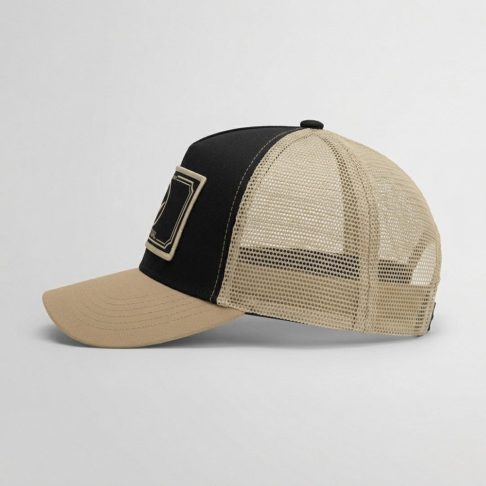 Gorra Trucker Pez Virtual – Insignia perfil